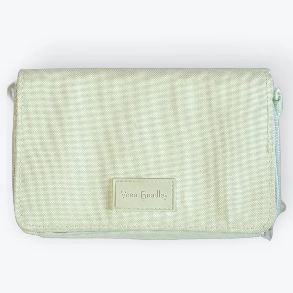 Compact Roomy Mint Green Phone Organize Vera Bradley ReActive RFID Wallet Clutch